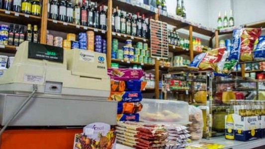 Kioscos y almacenes solicitaron la extensión del horario de atención al público