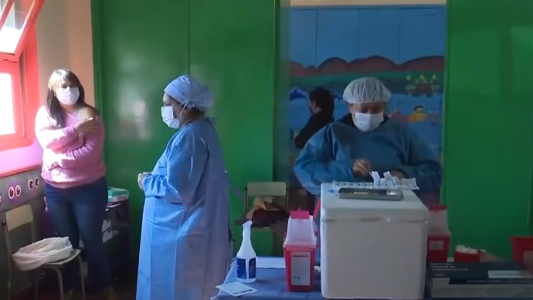 Vacunación en San José del Rincón: se aplican un promedio de 200 a 300 dosis diarias