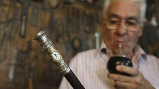 El bastón presidencial que costó $1