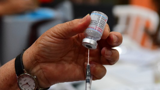 Buenos Aires: este lunes abrirá la inscripción para que se vacunen chicos de 12 años