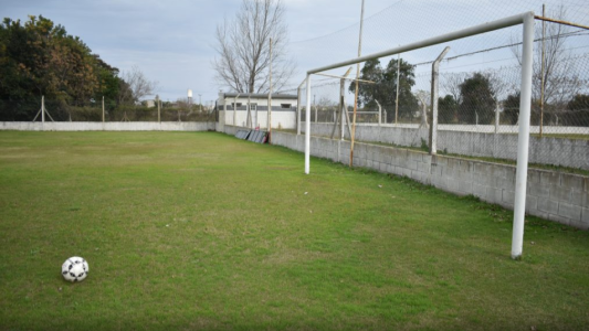 Se permitirán partidos amistosos y entrenamientos en la Liga Santafesina de Fútbol