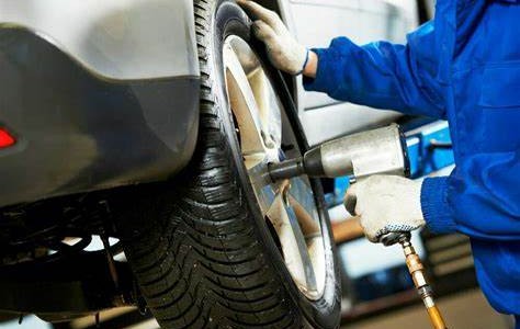 Rosario: una gomería ofrece descuentos del 50 por ciento a los jóvenes que estén vacunados