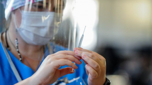 Vacunación Covid: serán inoculados más de 6 mil santafesinos este miércoles