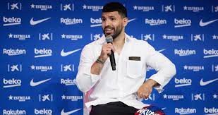 "Kun" Agüero se realizará un tratamiento con células madre para recuperar las rodillas