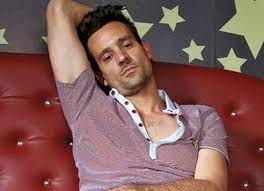 Apareció la remera de Chano: clave para saber qué pasó entre el cantante y el policía