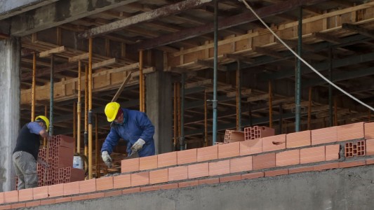 El gobierno de Santa Fe promocionará al sector de la construcción para dinamizar el empleo