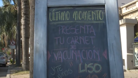 Un bar ofrece descuentos en cerveza para los que presenten el carnet de vacunación contra el Covid