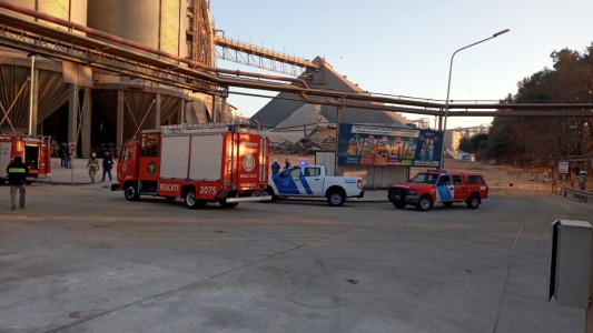 Urgente: se produjo un derrumbe en la empresa Bunge en Puerto Gral San Martín