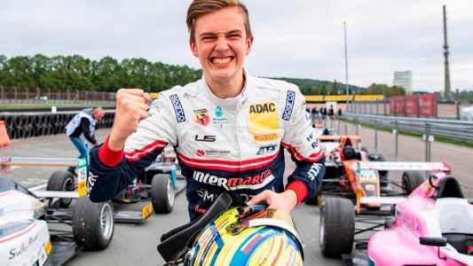 Fórmula 1: Un joven piloto de 17 años probará un Alfa Romeo en Hungría