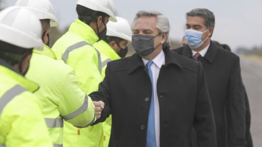 Un fiscal impulsó la investigación judicial contra Alberto Fernández por las visitas a Olivos en pandemia