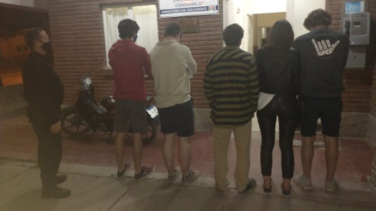 Hicieron una fiesta clandestina en Chaquito y los atraparon