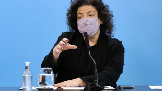 El Gobierno analiza dar una tercera dosis de la vacuna "a grupos específicos"