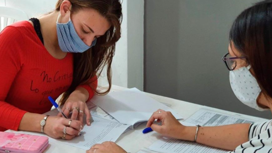 Santa Fe anuncia el programa “Primer Empleo” para jóvenes de la provincia