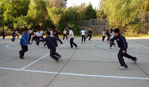 Habilitan clases de educación física y talleres manuales en Santa Fe