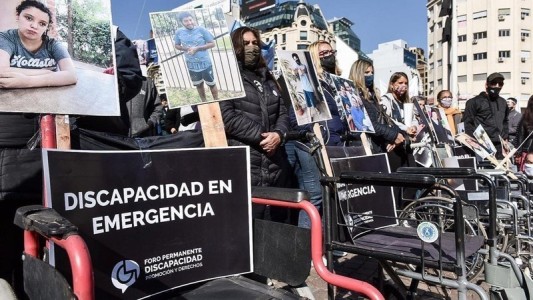 Por el desfasaje de aranceles, acuden a sus ahorros para asistir a personas con discapacidad