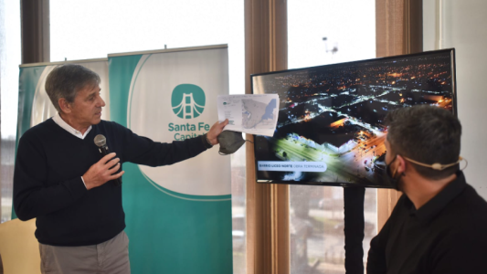 Jatón presentó el plan Santa Fe se Ilumina