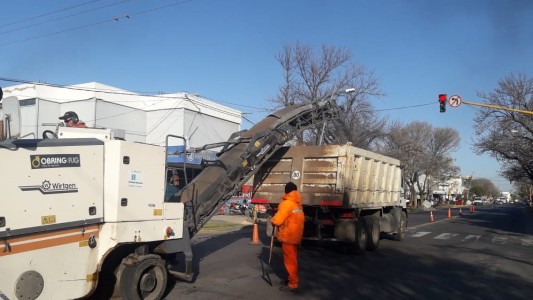 Santo Tomé: Vialidad Nacional realiza trabajos de bacheo en Avenida 7 de Marzo