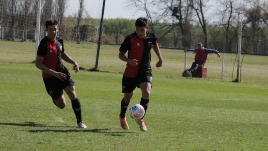 La reserva de Colón ganó y quedó en lo más alto de la tabla