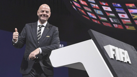 FIFA pide solidaridad a Inglaterra y España para ceder jugadores a las selecciones