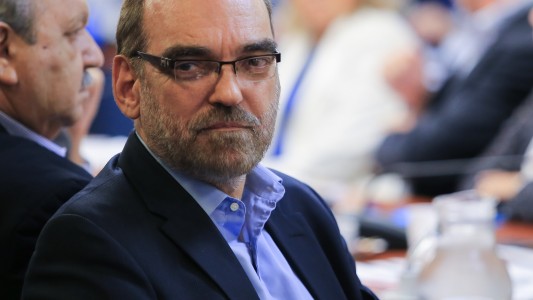 Fernando Iglesias aclaró el por qué de su gesto durante el acto de Vidal