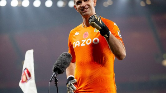 El Dibu Martínez desobedece a la Premier y confirma que jugará la triple fecha