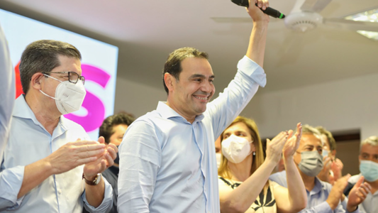 Valdés fue reelecto como gobernador en Corrientes por una amplia ventaja