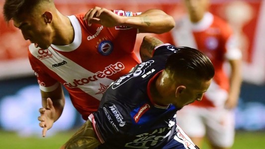 ¿Cómo está el historial entre el bicho y el tate?