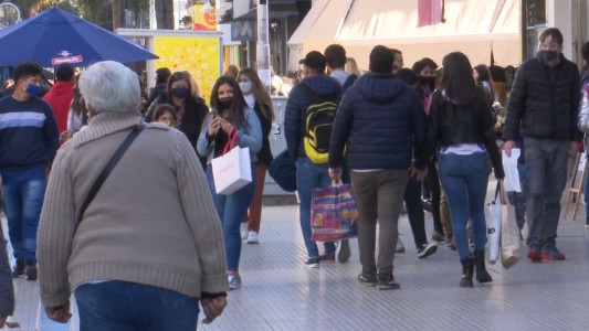 Covid: Van 12 semanas consecutivas de descenso de casos en la ciudad