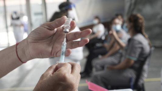 Vacunación Covid: casi 6 mil santafesinos serán inoculados este miércoles