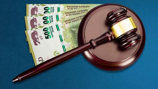 Fallo ordena restituir Ganancias a una jubilada