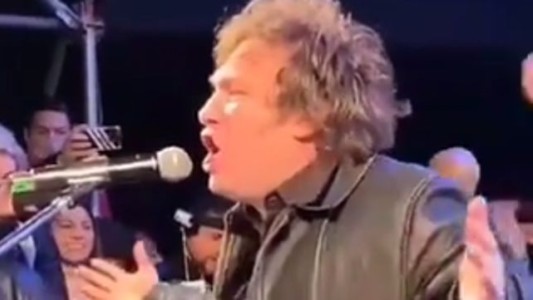 La Renga criticó a Milei por cerrar su campaña cantando "Panic Show"