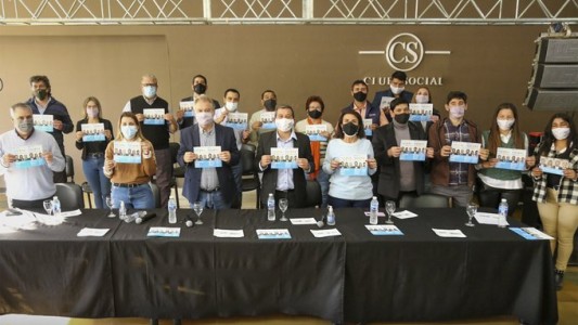 Mirabella: "Esta lista viene a ratificar el rumbo que está liderando Perotti en la provincia"