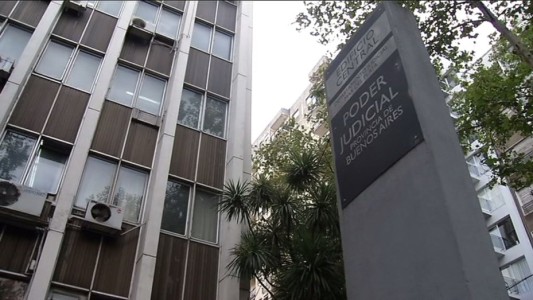 Detuvieron a un abuelo por abusar sexualmente de su nieto con síndrome de down