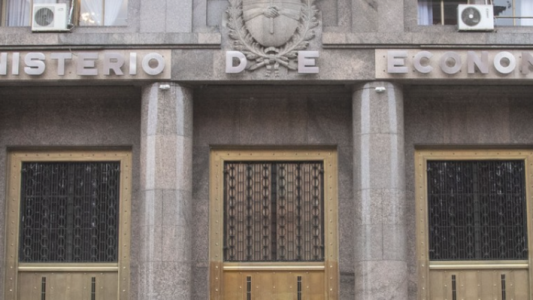 El Poder Ejecutivo aumentó el gasto en más de un billón de pesos por sobre lo autorizado en la ley de Presupuesto