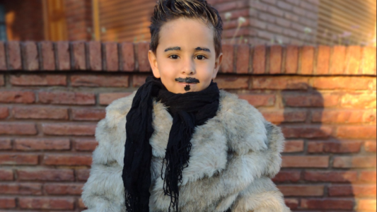 Tenía una fiesta de disfraces en el jardín y fue vestido como Ricky Fort: "Las maestras estaban descompuestas de la risa"