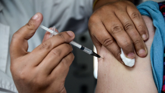 Jueves de segundas dosis de AstraZeneca en La Redonda y la Esquina Encendida