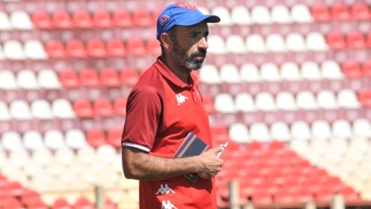 Se fue el Vasco: Azconzabal ya no será más el técnico de Unión
