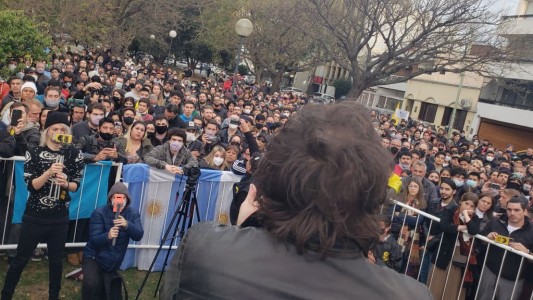 Milei volvió a hacer campaña con clases públicas de economía