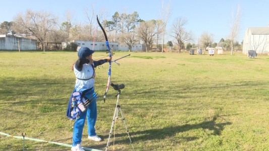 Delfina no podrá representar a Argentina en Ecuador porque no hay vuelos
