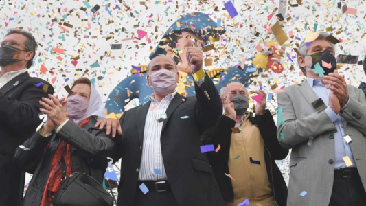 Manzur afirmó que se está "transitando la última etapa de la pandemia"