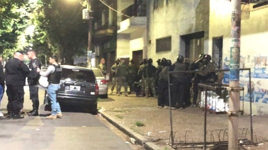 El mensaje de la esposa del rehén asesinado en Caseros a su hijo: "Murió por salvarte a vos"