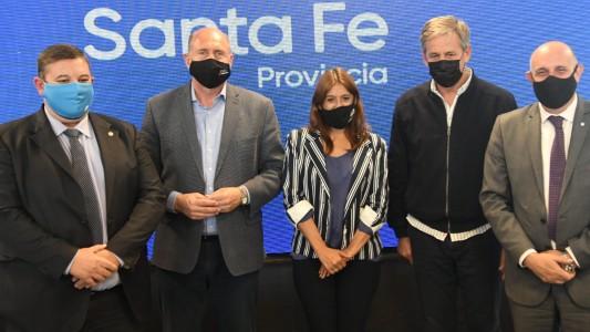 El municipio refaccionará la Terminal de Ómnibus y estudia posible tren urbano con Santo Tomé