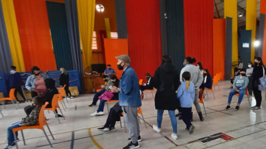 Vacunación Covid: Lunes de primeras dosis de Pfizer en la Esquina Encendida