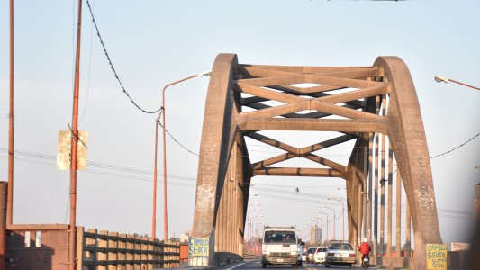 Puente Santa Fe-Santo Tomé: "Estamos haciendo todo para que suceda"