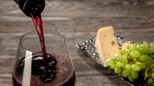 Vinos, cervezas y aperitivos, incluídos en el congelamiento de precios