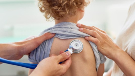 Día del Pediatra: su rol clave en pandemia y el consejo para que los niños se vacunen