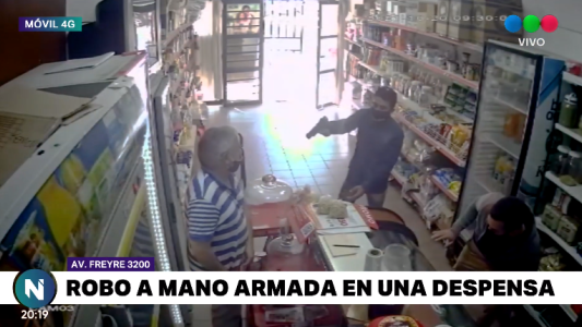 Una comerciante de Avenida Freyre sufrió un violento robo y todo quedó registrado en las cámaras