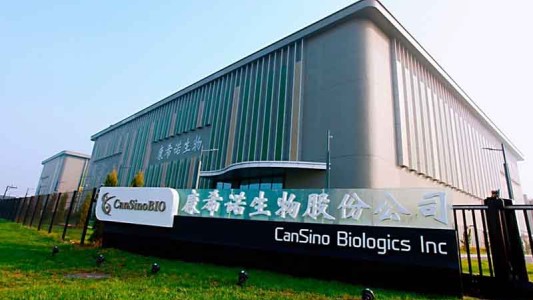 Entre lunes y miércoles llegan tres embarques con más de 400 mil vacunas monodosis de CanSino