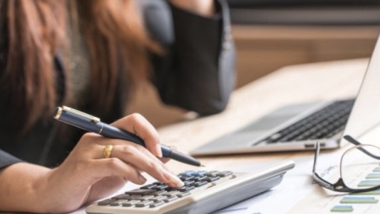 Argentina tiene la mayor brecha de género en educación financiera de América Latina