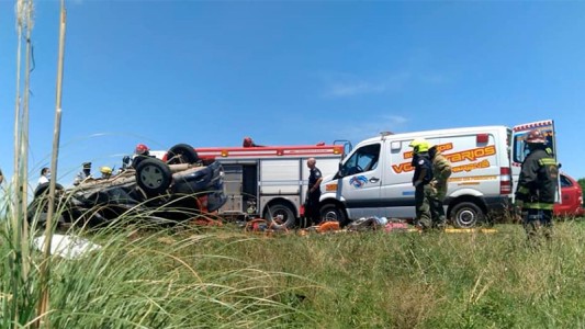 Tragedia vial en Entre Ríos: murió un matrimonio de Recreo y dos bebas están en terapia